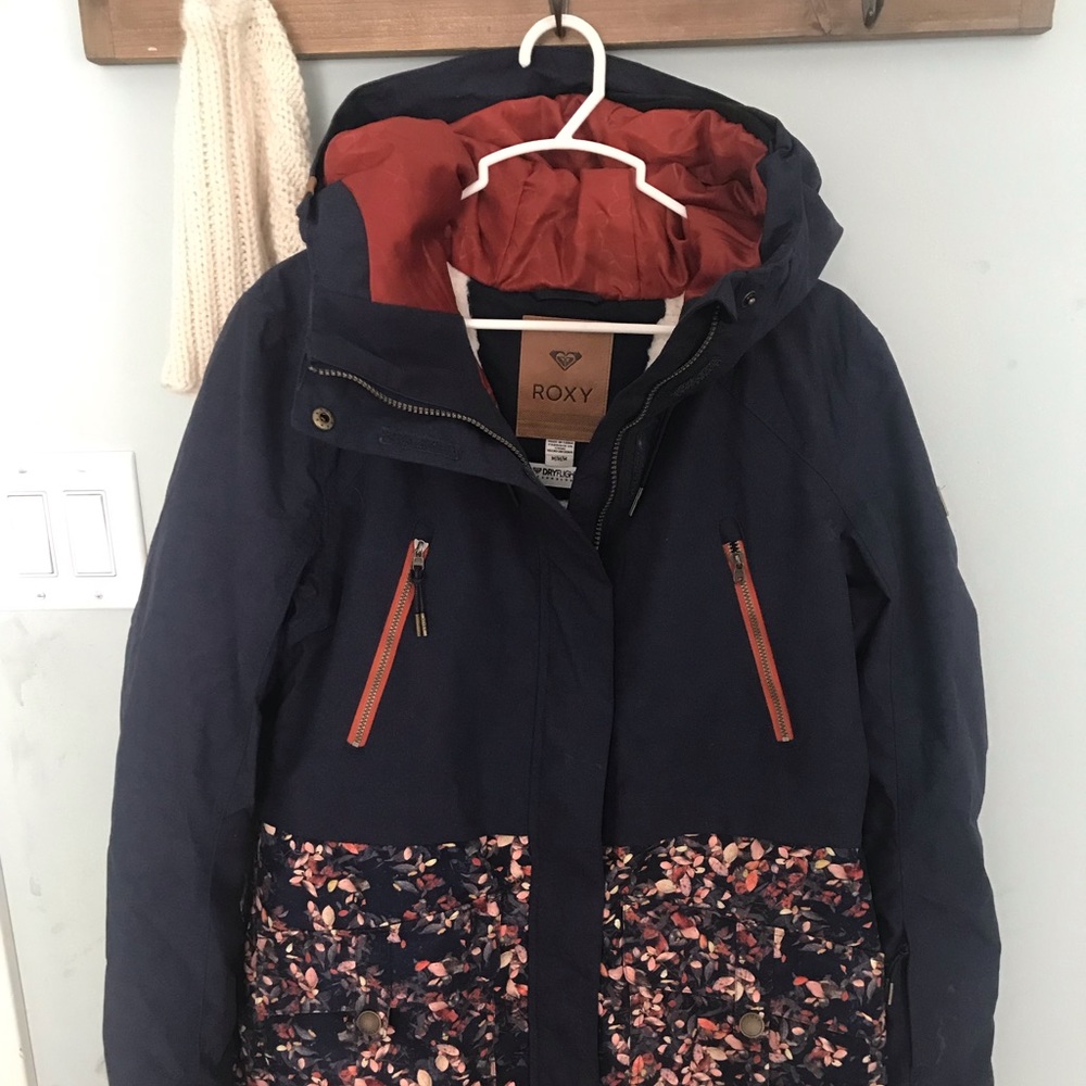 Roxy dryride ski/snowboard jacket